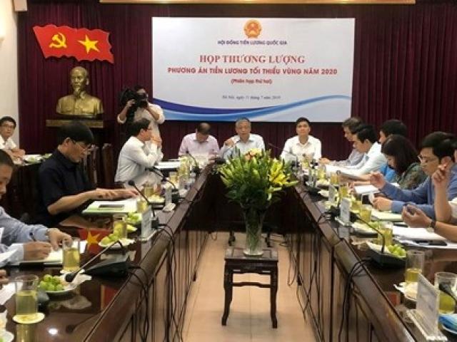 Tăng lương tối thiểu vùng năm 2020: Chốt tăng mức 5,5%