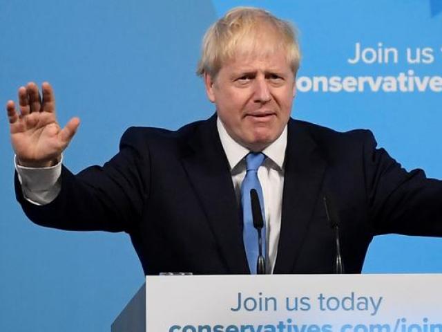 Chiến thắng vang dội, cựu thị trưởng London chính thức thành tân Thủ tướng Anh