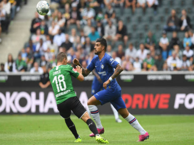 Gladbach - Chelsea: 2 quả penalty & 4 bàn nghẹt thở