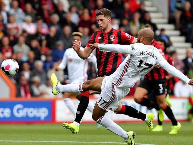 Bournemouth - Sheffield United: Siêu dự bị giải cứu, ”tí hon” gây sốc (Vòng 1 Ngoại hạng Anh)