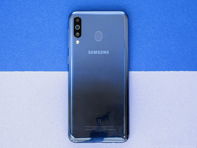 Lộ thông số khủng của bộ ba Samsung Galaxy M giá rẻ