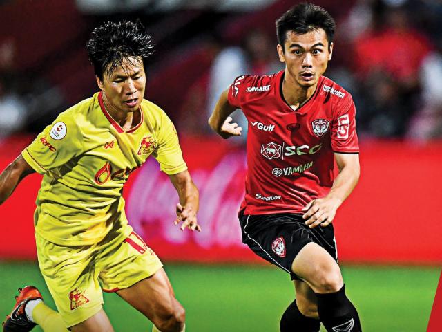 Muangthong United - PTT Rayong: Văn Lâm gây họa, ngược dòng khó tin