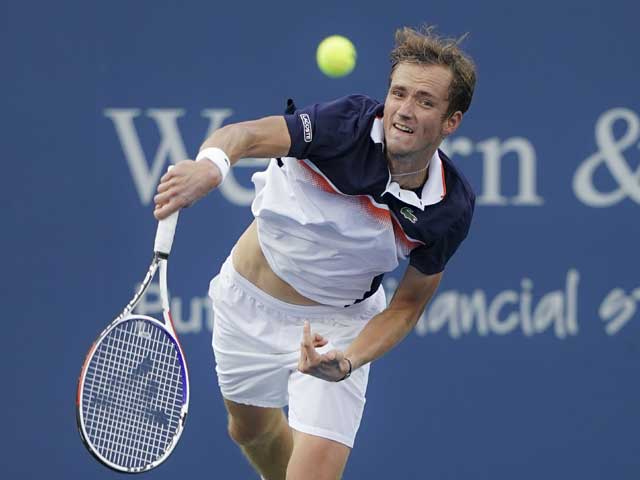 Chung kết tennis Cincinnati Open: Medvedev hạ ”vua” Djokovic, chờ lên ngôi xứng đáng