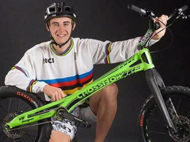 Tin thể thao HOT 28/8: SAO vô địch xe đạp bị thương nặng vì bom nổ sốc