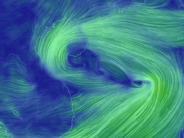 Hai áp thấp nhiệt đới trên Biển Đông có thể nhập thành một