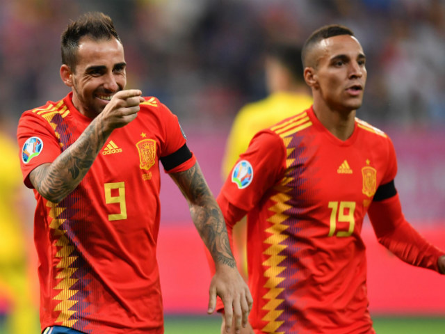 Tây Ban Nha, Italia tung hoành vòng loại Euro: Bắt nạt kẻ yếu, chờ tiệc bàn thắng