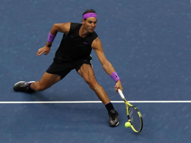 Chung kết US Open: Medvedev phản công lợi hại, Nadal nỗ lực vẫn bó tay