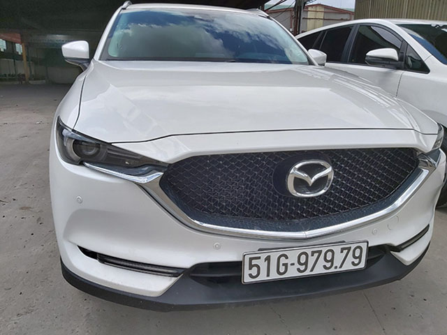 Mazda CX-5 bốc được biển số khủng hét giá hơn 3 tỷ đồng