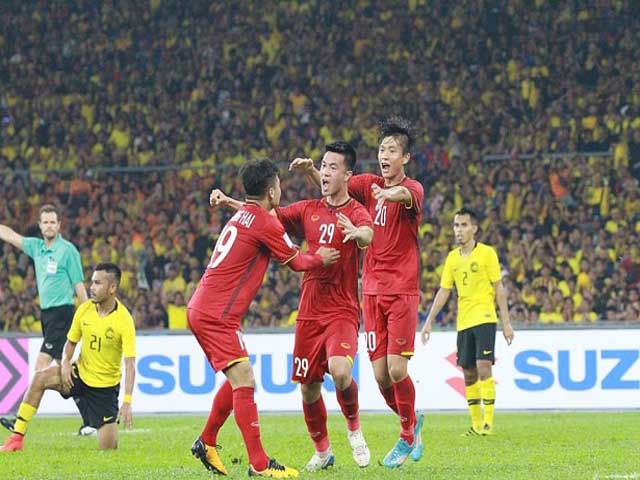 ĐT Việt Nam đua thứ hạng FIFA: Đại chiến với Malaysia và Indonesia, có văng top 100?