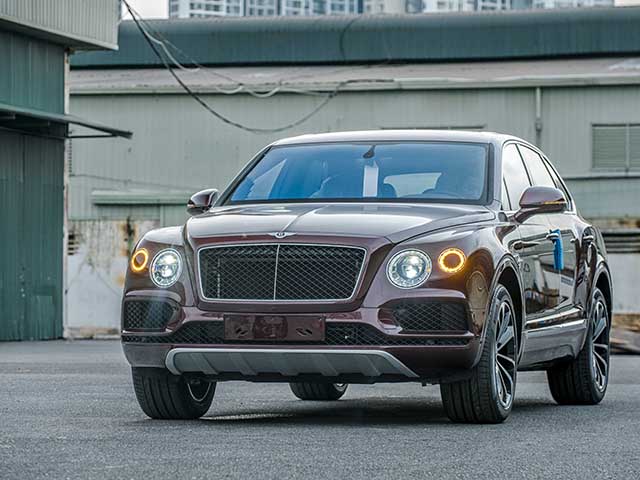 SUV siêu sang Bentley Bentayga bản kỷ niệm 100 năm đầu tiên có mặt tại Việt Nam