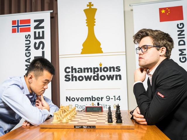 Cực choáng: “Vua cờ” Carlsen thua cao thủ Trung Quốc chỉ sau 4 nước