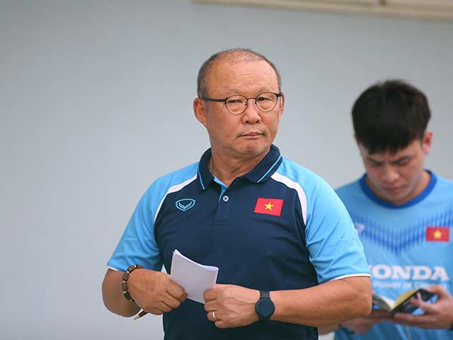 HLV Park Hang Seo: ”U22 Việt Nam hiện nay không mạnh như thời Công Phượng”