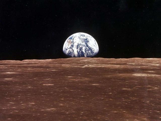 Phát hiện bất ngờ về hàm lượng kim loại trên bề mặt của Mặt Trăng