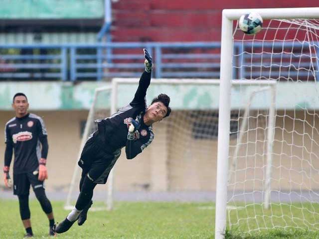 “Thủ thành quốc dân” Bùi Tiến Dũng có cơ hội ngàn vàng để “phất cờ”