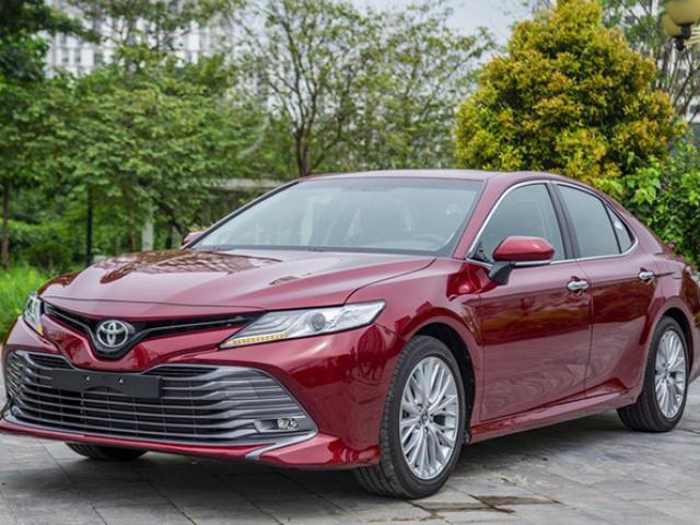 Sedan phân khúc D: Song đấu Toyota Camry và Mazda 6