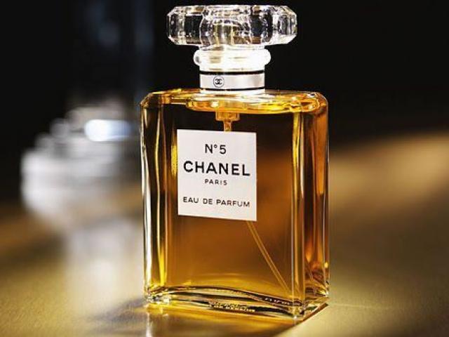 Coco Chanel No 5 và quá trình tạo ra chai nước hoa nổi tiếng nhất thế giới