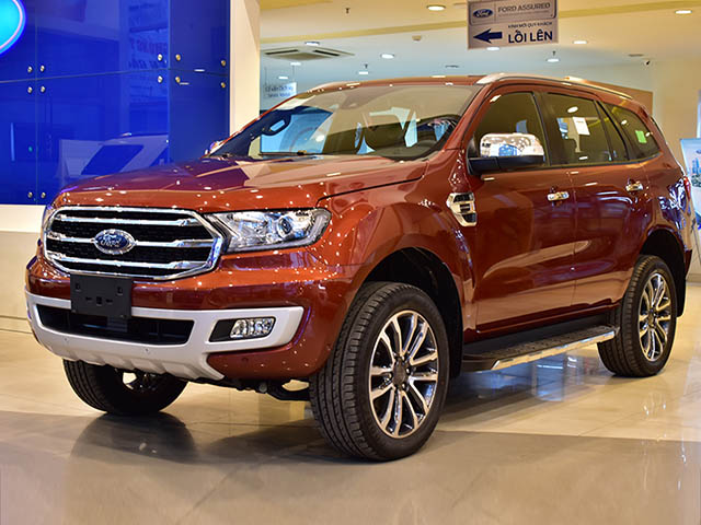 Ford Everest giảm tới 200 triệu đồng tiền mặt, giá bán thấp nhất trước giờ