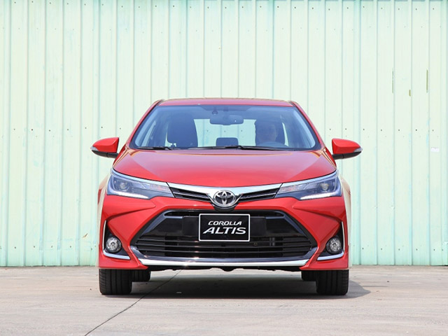 Toyota Corolla Altis 2020 ra mắt thị trường VN, giá thấp hơn bản cũ