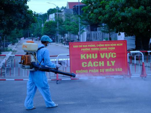 Quảng Ngãi: Tạm dừng coi thi 2 giáo viên, 48 học sinh thi riêng vì liên quan BN 786