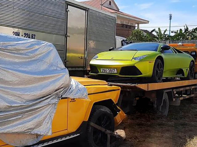 Lamborghini Murcielago và Mercedes-Benz G-Class ”không rõ lai lịch” xuất hiện tại Việt Nam