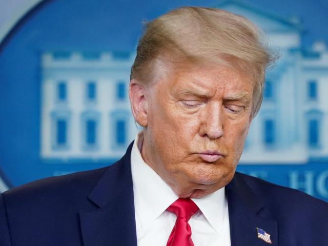 Ông Trump tung ”đòn” nhắm vào người Trung Quốc, các ông chủ Mỹ ở Macau gánh họa