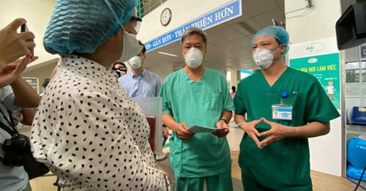 Thứ trưởng Bộ Y tế Nguyễn Trường Sơn nói về ”vũ khí” chống lại Covid-19