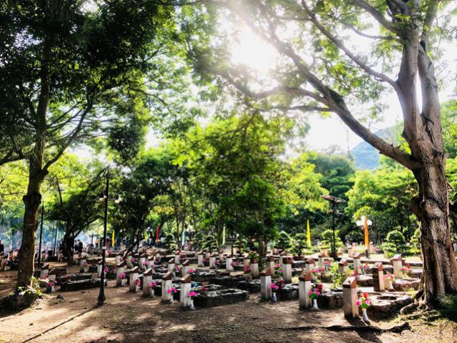 Trải nghiệm du lịch tâm linh đặc biệt, “độc nhất” ở Côn Đảo - Đến nghĩa trang lúc nửa đêm