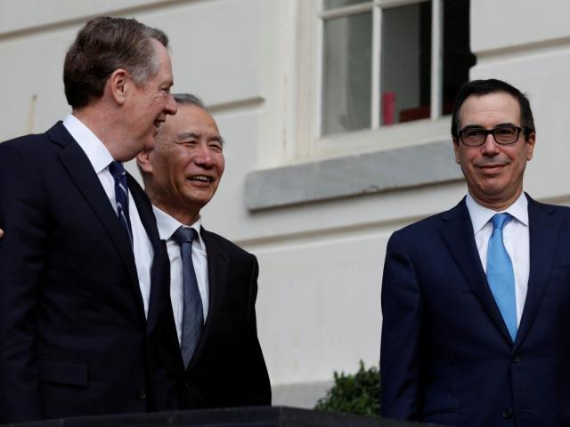Sau lệnh hoãn của ông Trump, thỏa thuận thương mại Mỹ - Trung có diễn biến bất ngờ