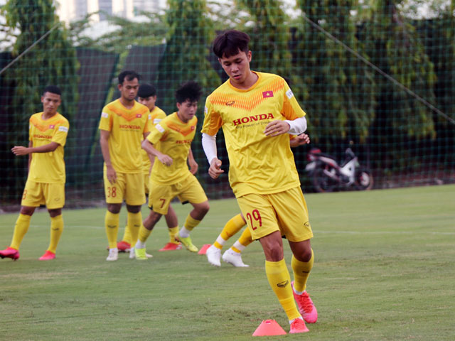 U22 Việt Nam rèn quân chuẩn bị đấu ứng viên vô địch V-League