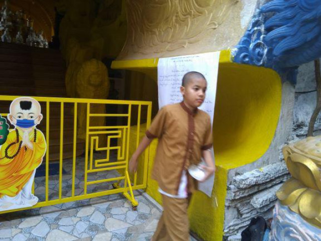 Đau đớn tìm hũ cốt người thân ở chùa Kỳ Quang 2, thấy bài vị - di ảnh vứt khắp nơi