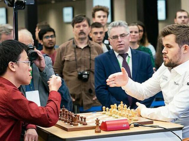 Đỉnh cao cờ vua: Lê Quang Liêm đụng độ Vua cờ Magnus Carlsen