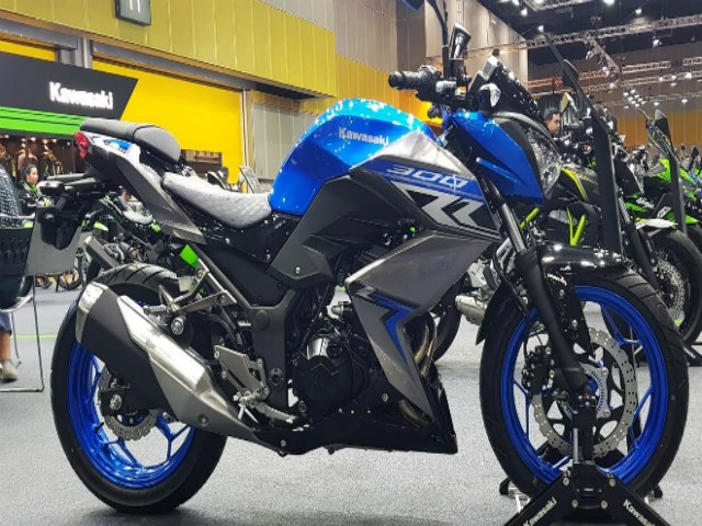 Bảng giá Kawasaki Naked Bike tháng 9/2020, giảm 10 triệu đồng