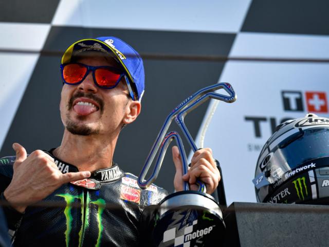 Đua xe MotoGP, Emilia Romagna GP: Vinales đăng quang, cuộc chiến tiếp diễn ”bất thường”