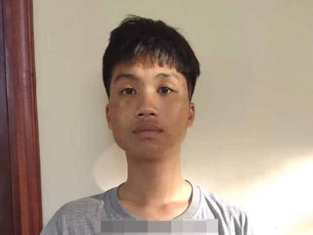 Tạm giữ hình sự thanh niên ”hổ báo” đập phá xe máy ở Hà Nội