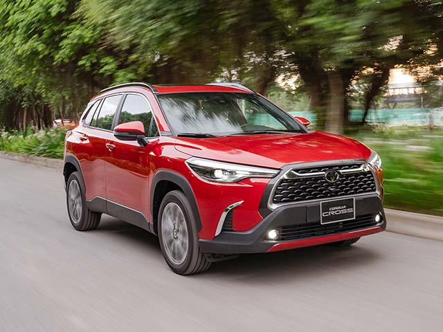 Giá xe Toyota Corolla Cross lăn bánh mới nhất tháng 9/2020