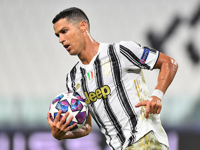 Ronaldo đánh đầu thần thánh, ghi 450 bàn khủng nhất 5 giải hàng đầu châu Âu