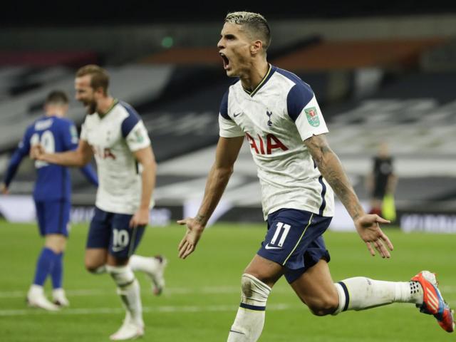 Werner rực sáng như Ronaldo, Chelsea đen đủi thua Tottenham đấu luân lưu