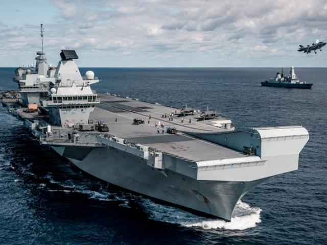 Siêu chiến hạm ”xịn” nhất Hải quân Hoàng gia Anh HMS Queen Elizabeth