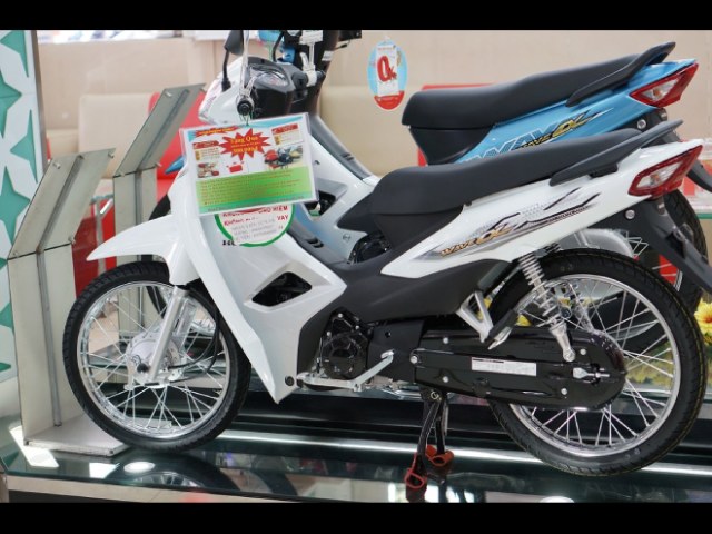 Bảng giá xe số Honda tháng 7/2021, Future tăng giá mạnh