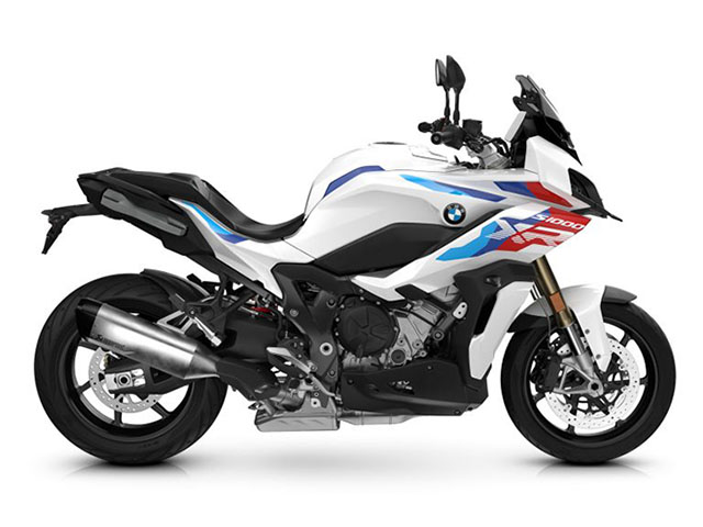 Hàng khủng BMW S1000XR 2022 trình làng với loạt nâng cấp