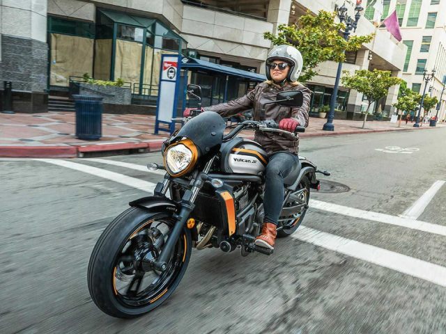 2022 Kawasaki Vulcan S Café chính thức trình làng, giá hơn 165 triệu đồng