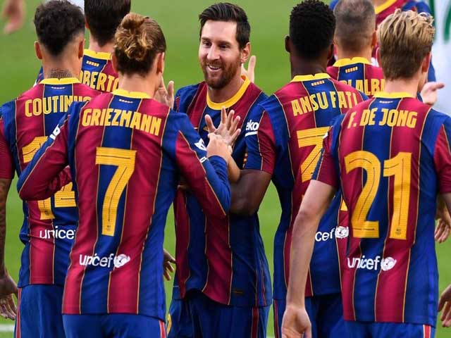 Barca giảm 50% lương Messi vẫn oằn lưng ”nuôi báo cô”, MU - Real chưa là gì