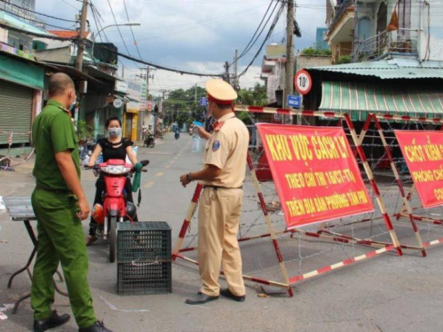 Quy định chống dịch mới của Hà Nội có gì khác giãn cách theo Chỉ thị 16?