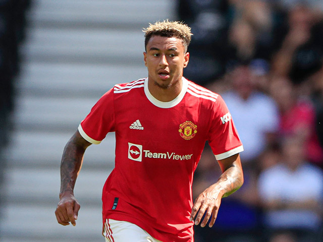 ”Nghệ sĩ” Lingard solo ghi bàn đẳng cấp như Messi, Solskjaer quyết giữ ở lại MU