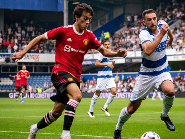 Video QPR - MU: Lingard mở điểm, cú sốc hiệp hai (Giao hữu)