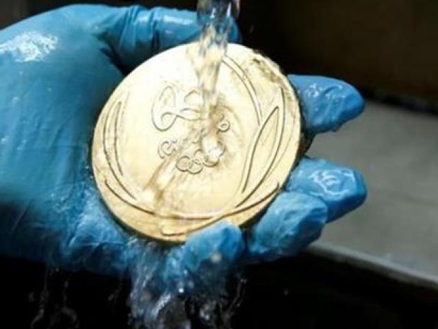 Huy chương vàng Olympic thực chất làm bằng gì?