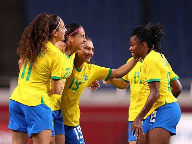 Video bóng đá nữ Brazil - Zambia: Bước ngoặt thẻ đỏ, siêu phẩm định đoạt (Olympic Tokyo)