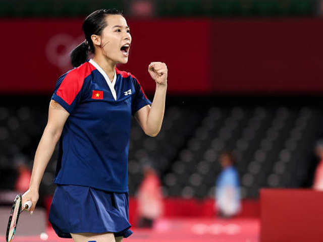 Hot girl cầu lông Thùy Linh gây ấn tượng Olympic, tự tin đua tài sao thế giới