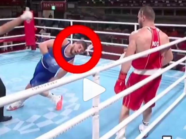 Đáng sợ Boxing Olympic: Võ sĩ bị đấm liêu xiêu trước khi ngã bất động