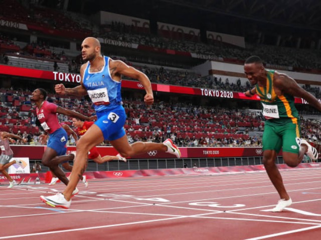 Chung kết chạy 100m Olympic Tokyo: Lamont Jacobs giành HCV, vua tốc độ mới thế giới